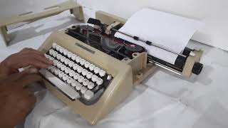 OLIVETTI LETTERA 25 [upl. by Nibuz]