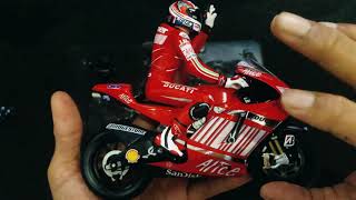 112 Minichamps Ducati GP7 Casey Stoner Australia 2007 Review HD [upl. by Stier]